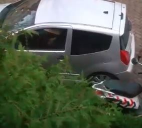 Politie onterecht in hoek waar klappen vallen !! Politie onterecht in hoek waar klappen vallen !!