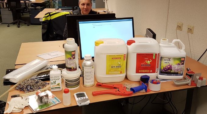 Politie neemt auto in beslag