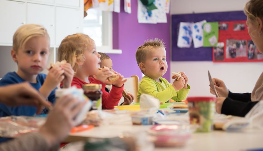 Kinderopvang moet ook in weekend en ’s avonds open