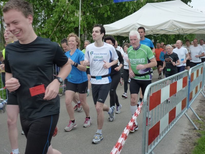 Paasloop bij Pijnackerse IJsclub