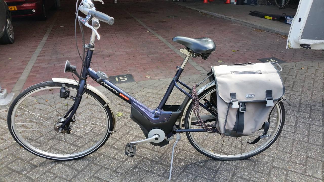 Politie: Electrische fiets achtergelaten op Lange Kleweg