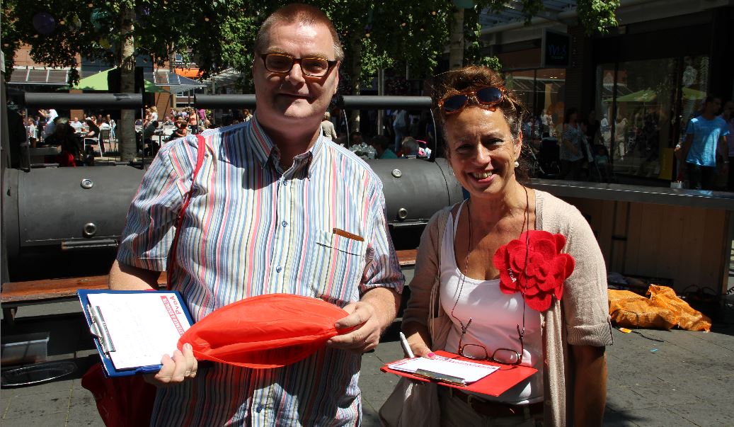 PvdA Rijswijk interviewt bezoekers In de Bogaard