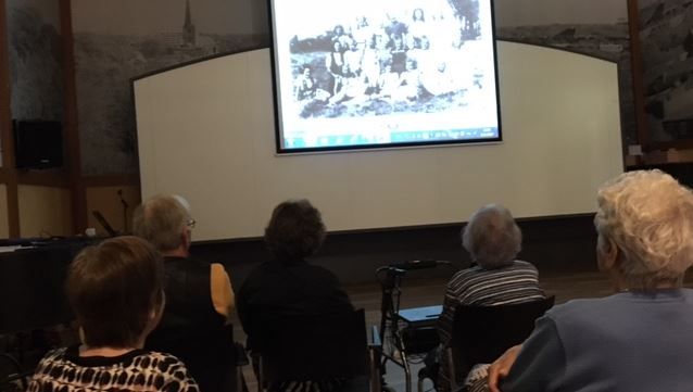 Kijken naar oude plaatsjes van Rijswijk Kijken naar oude plaatsjes van Rijswijk