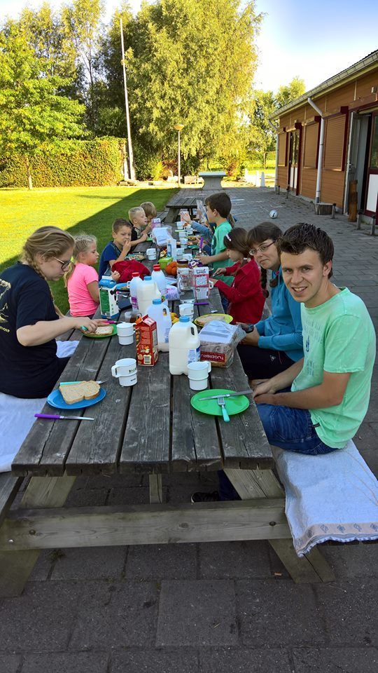 Jongste scouts gaan op avontuurlijk weekend
