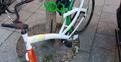 Bang dat je fiets wordt gestolen? Haal het voorwiel eruit!