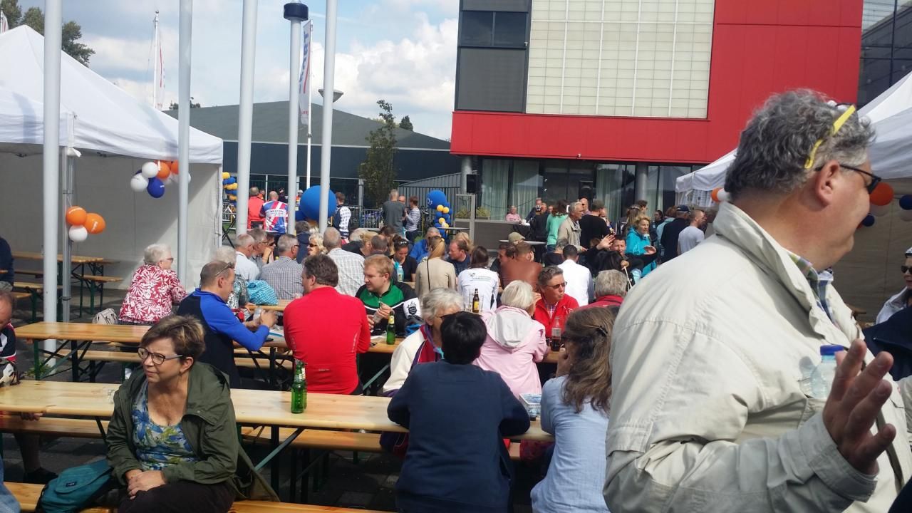 Zonnige Rabo Sponsorfietstocht