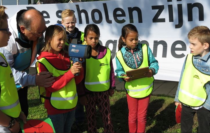 Snelheid meten met lasergun in Leeuwendaal