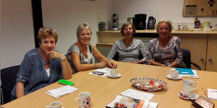 Wie praat mee met Vrouwen Gespreksgroep