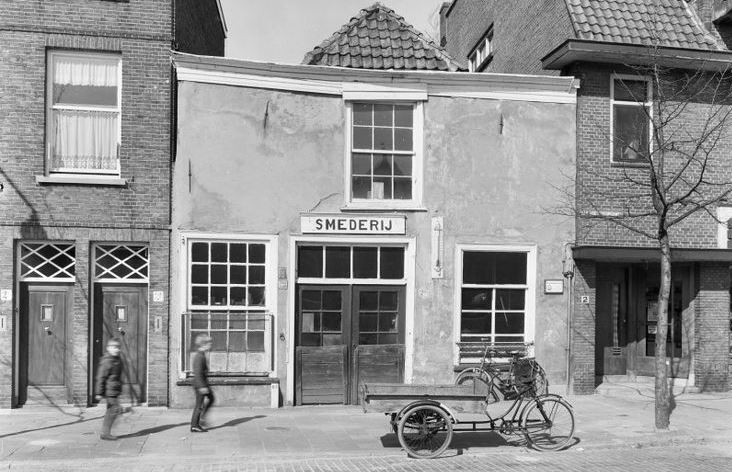 Toen en Nu: De smederij van de gebroeders Klumper