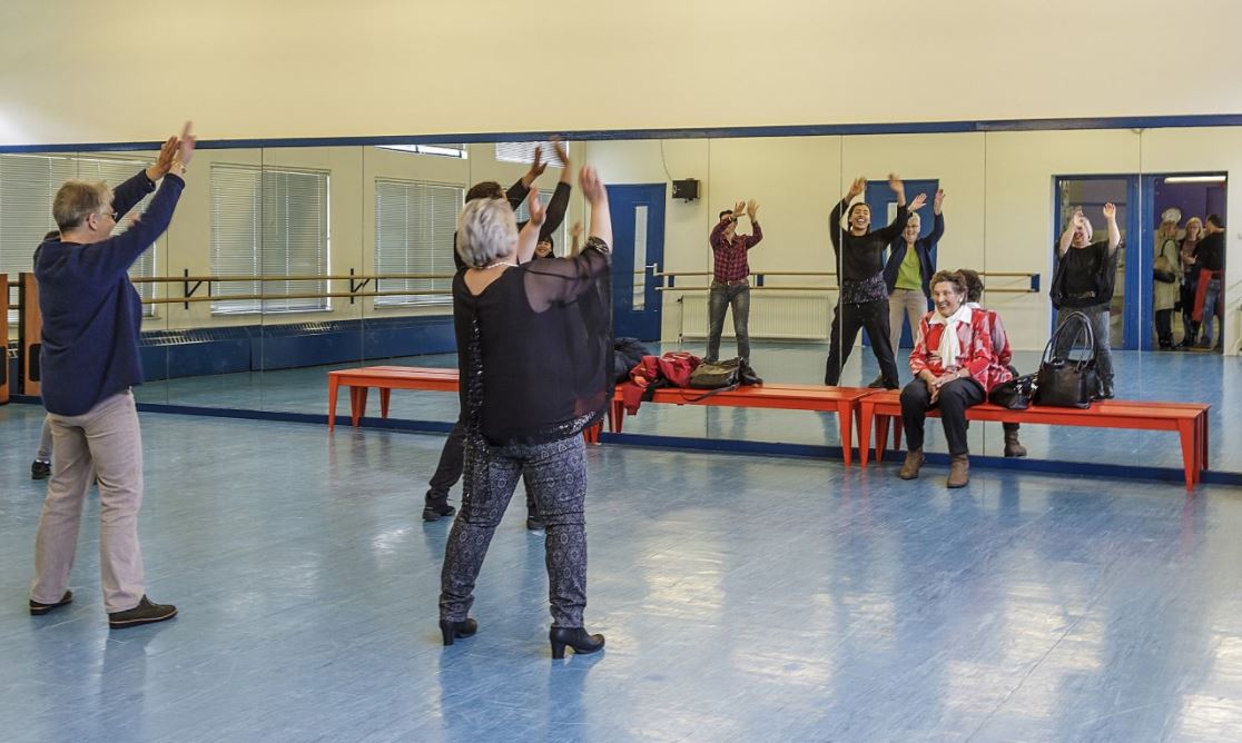 Kom in beweging met de Happy Fit dansles 55+