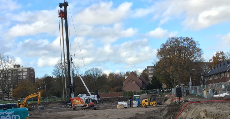 De bouw van de Drie Hofdames is begonnen