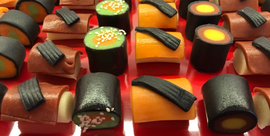 Sushi of toch marsepein