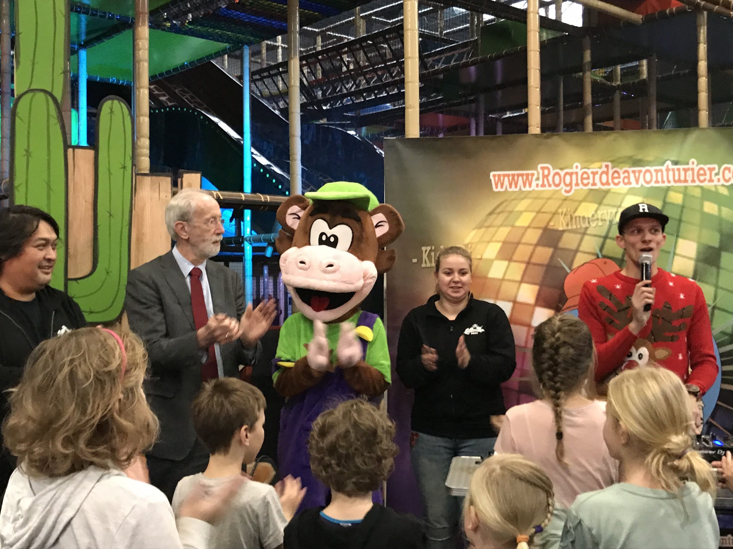 Rolschaatsen en Nerf Blasters in Monkey Town Delft Rolschaatsen en Nerf Blasters in Monkey Town Delft