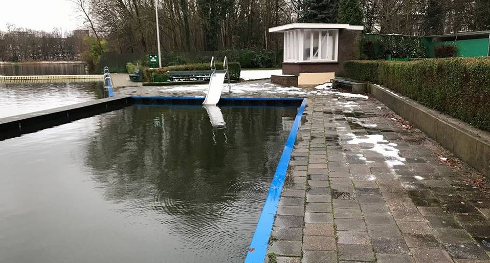 BvR: Gemeente herstel waterschade aan zwembad De Put