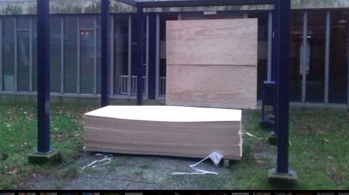 Leeg schoolgebouw dicht voor oud en nieuw