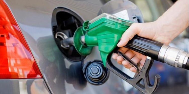 Automobilist stal 14 keer benzine om naar vriendin te gaan