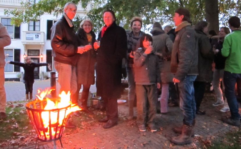 Vuurkorfmeeting in Het Oude Raadhuis