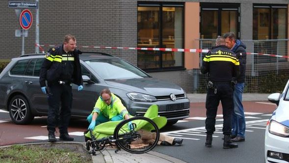 Automobilist ziet fietser over het hoofd