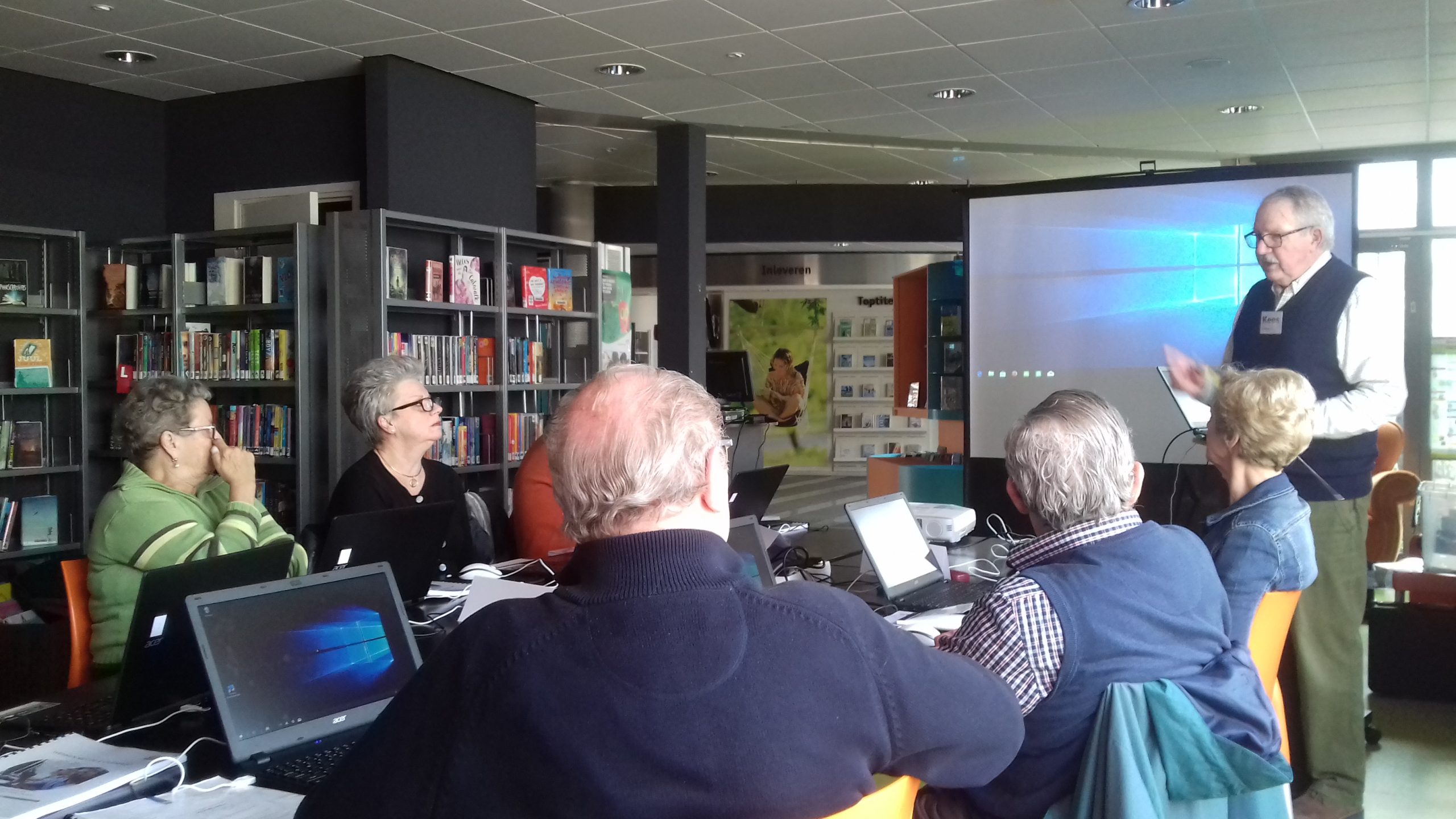 Cursus ‘Leren werken met de digitale overheid’ Cursus ‘Leren werken met de digitale overheid’
