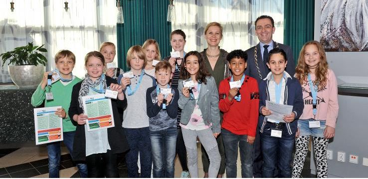 Jongeren geven advies Rijswijk Armoedebeleid aan gemeenteraad