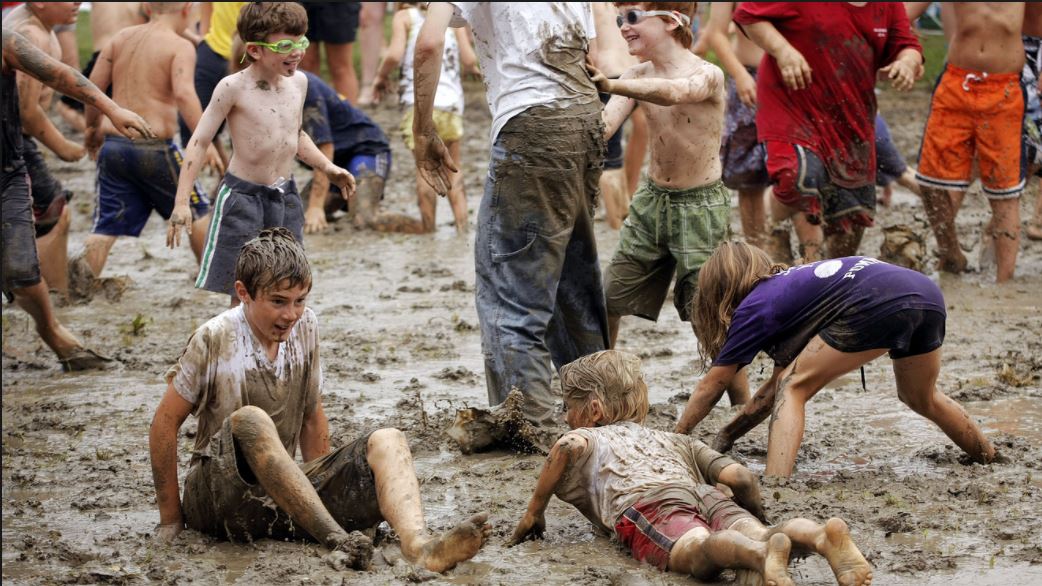 Rijswijkse Mud Run in het Wilhelminapark