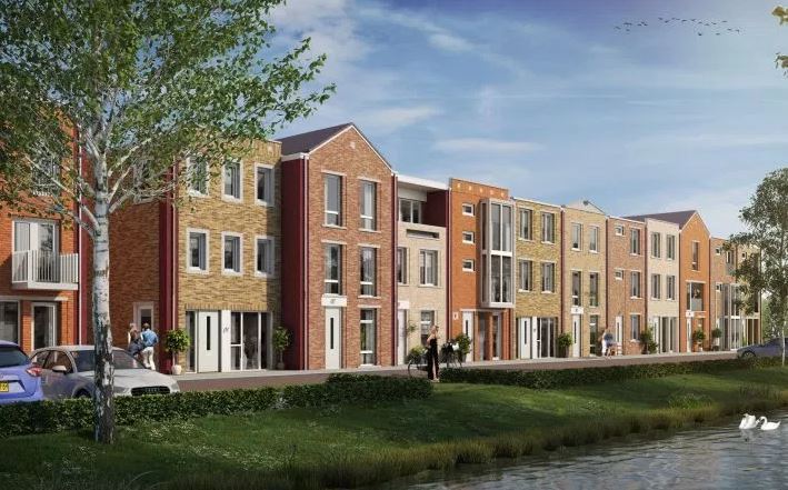Wethouder Ronald van der Meij bij hoogste punt Parkrijk
