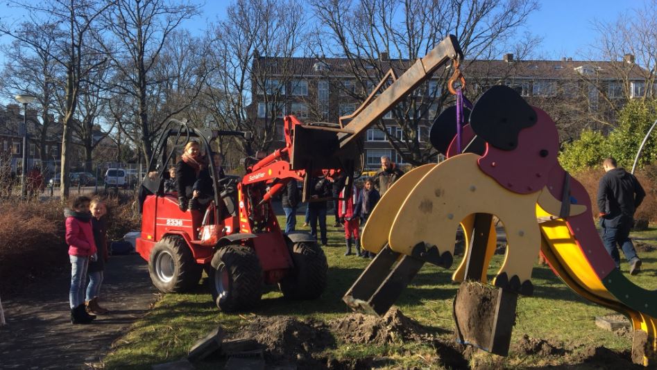 Start inrichting speeltuin Cromhoutlaan