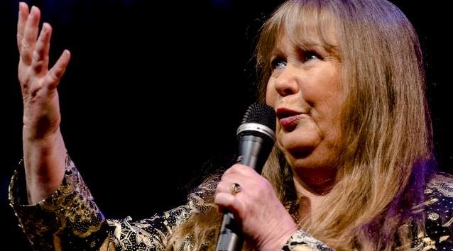 Wieteke van Dort zingt op Dodenherdenking