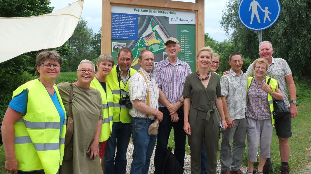 Wethouder Borsboom opent vernieuwde natuurtuin