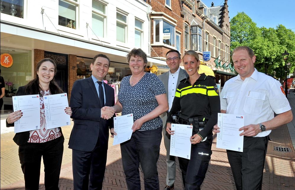 Schoon, heel en veilig winkelgebied Oud Rijswijk
