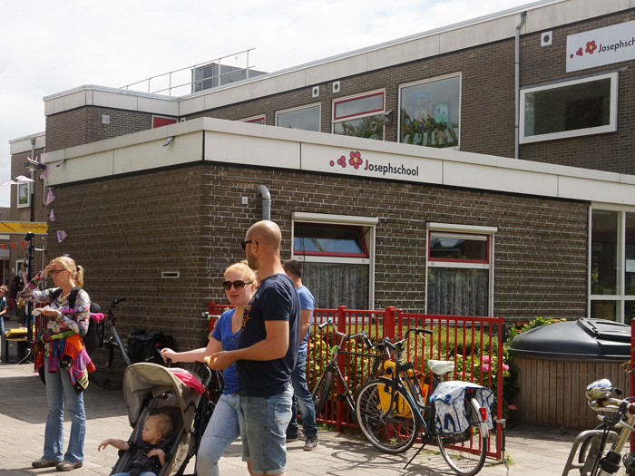 Gezellige drukte op de jaarmarkt Josephschool
