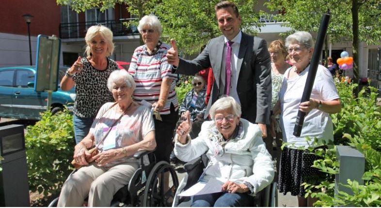 Wethouder Jorke van der Pol doet aftrap Rolstoel Driedaagse