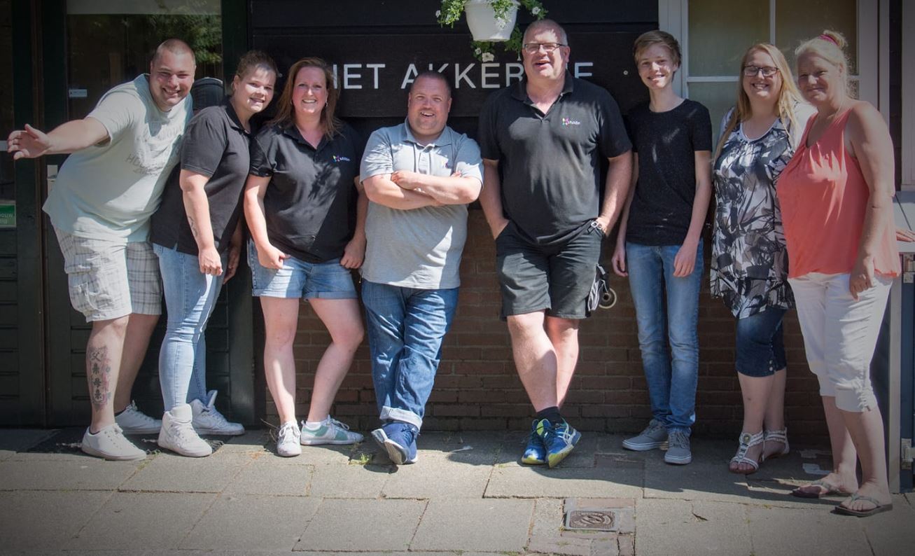 Kinderboerderij ’t Akkertje super blij met nieuwe parasols