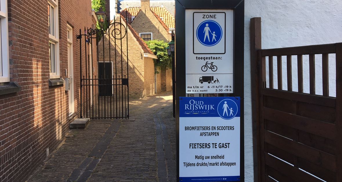 Ook fietsers snelheid matigen in Oud Rijswijk