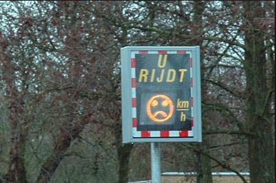 Snelheidsmeters in De Strijp na klachten bewoners