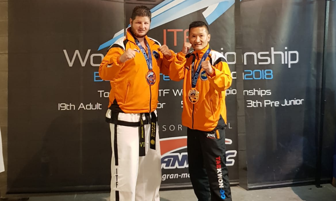 Martin van Straaten wint brons tijdens WK Taekwondo