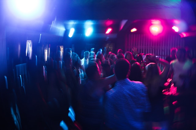 Groot feest in de tentfeest in Nootdorp