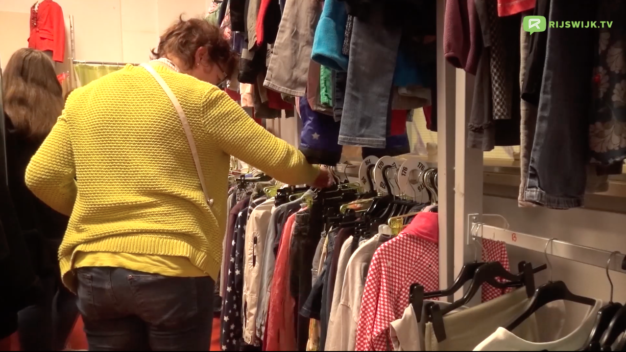 [VIDEO] Verkoopdag bij de weggeefwinkel