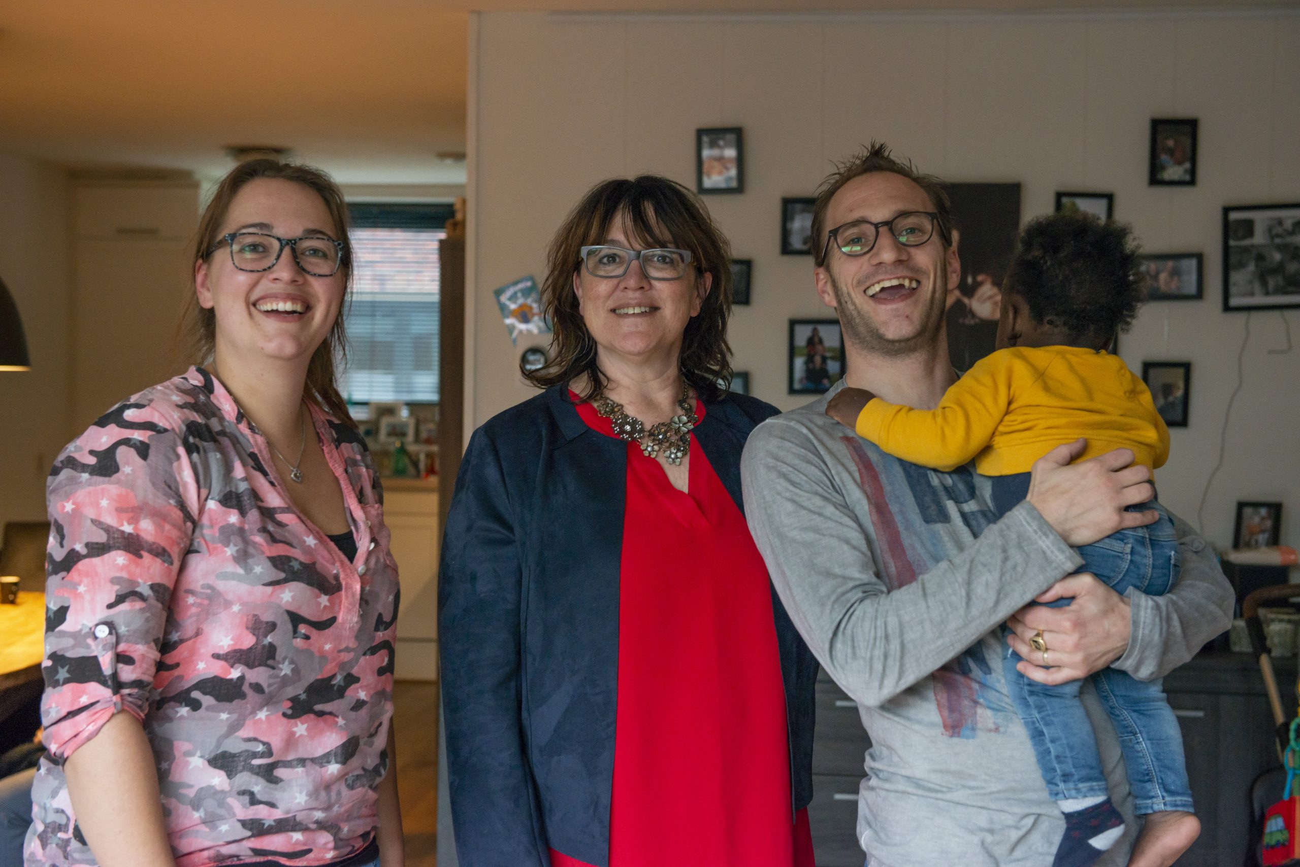 Wethouder Hanneke van de Gevel bezoekt pleeggezinnen in Pijnacker-Nootdorp Wethouder Hanneke van de Gevel bezoekt pleeggezinnen in Pijnacker-Nootdorp
