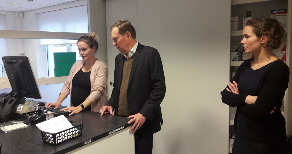 Minister Bruno Bruins op bezoek in Rijswijk