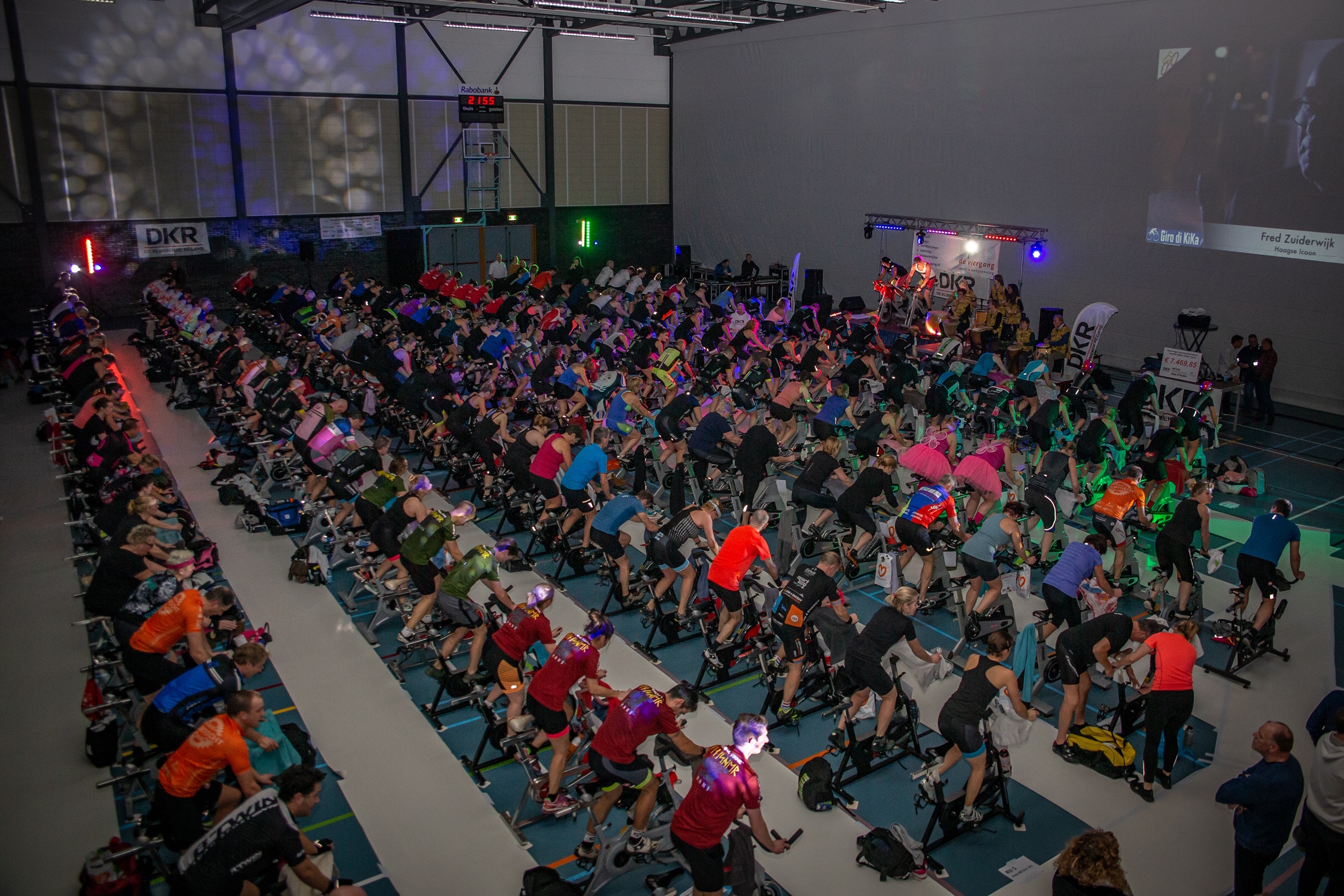 Spinningmarathon De Klimmende Règâhs levert 7500 euro op