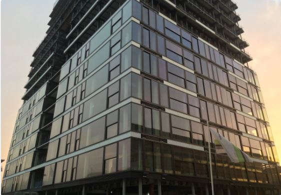 Nieuwe glasgevel voor wooncomplex De Generaal