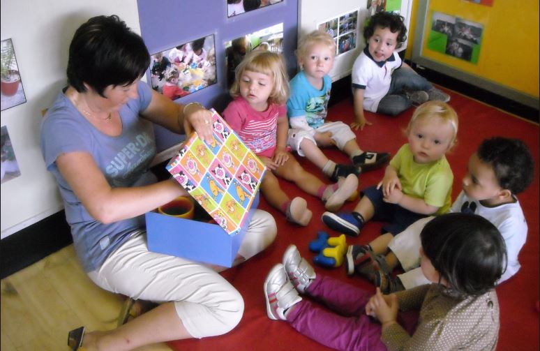 Peutervoorlezen met ontbijt in de bibliotheek