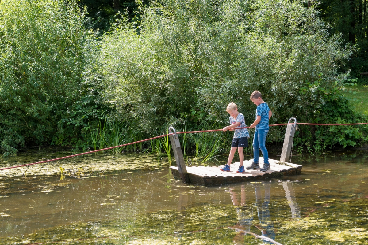 Herplant Bieslandse bos en opknappen speelbossen van start