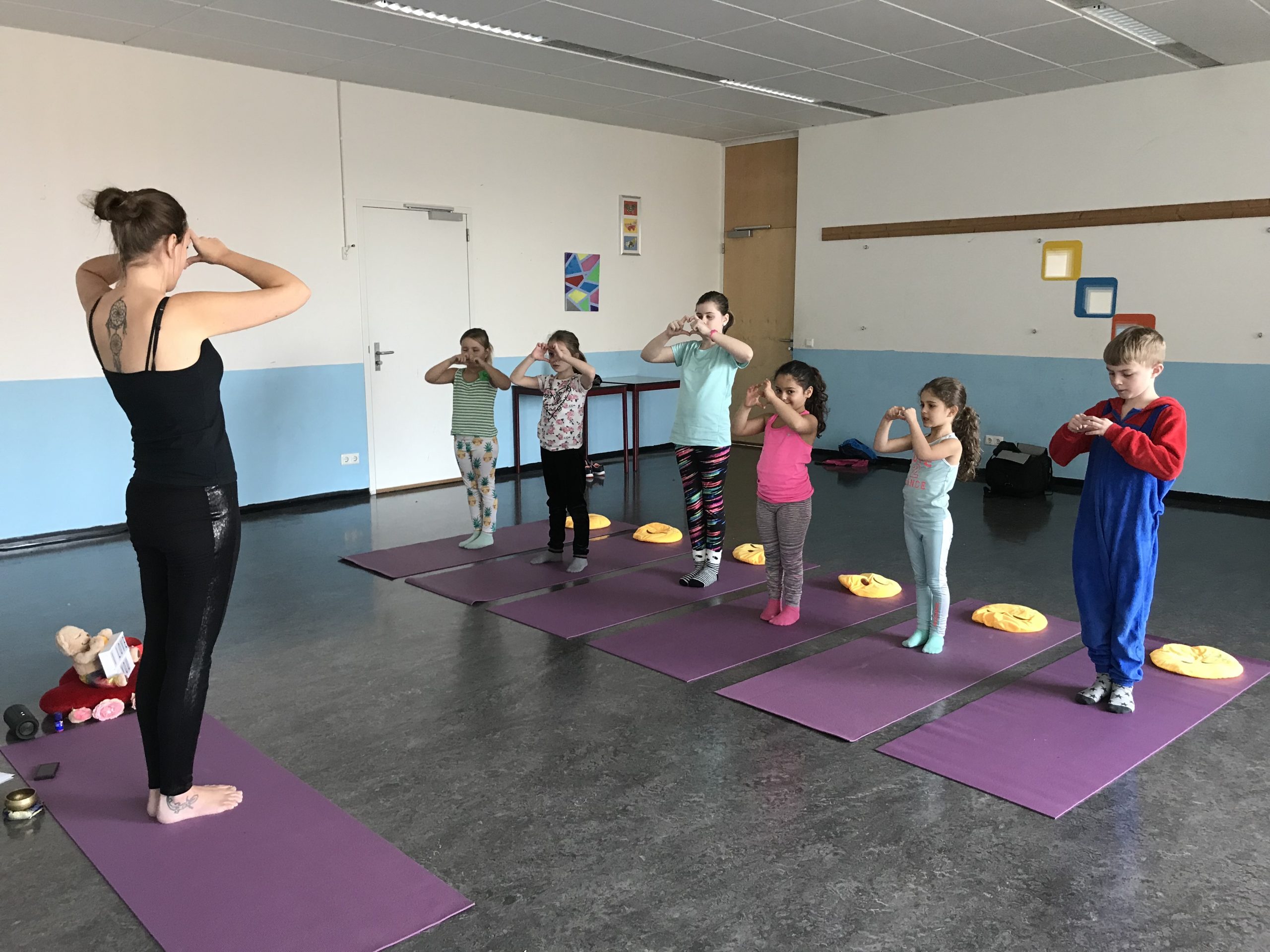 [VIDEO] Kinderyoga: Ontspanning is de basis om te leren