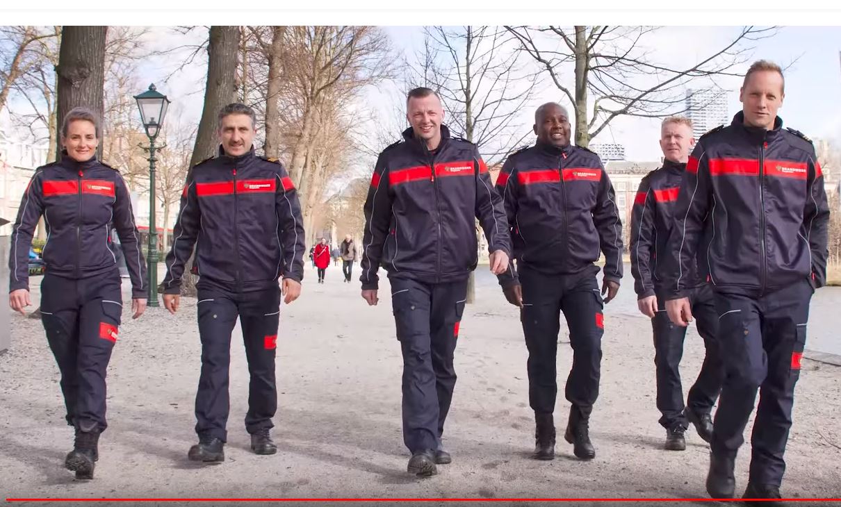 Brandweerkazerne Rijswijk in nieuwe interventiekleding