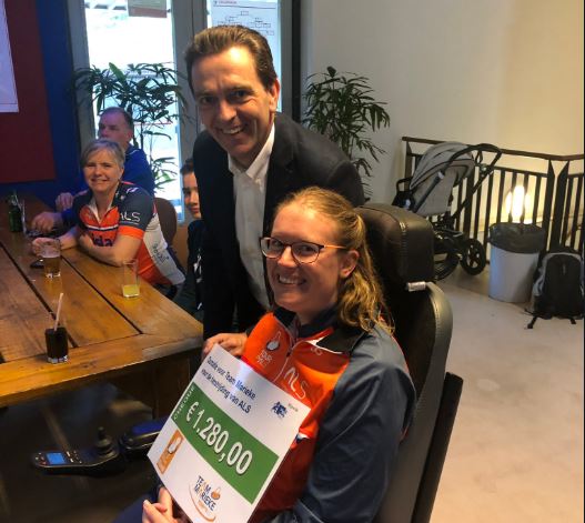 Wielrenners rijden € 1280 bijeen voor Team Marieke