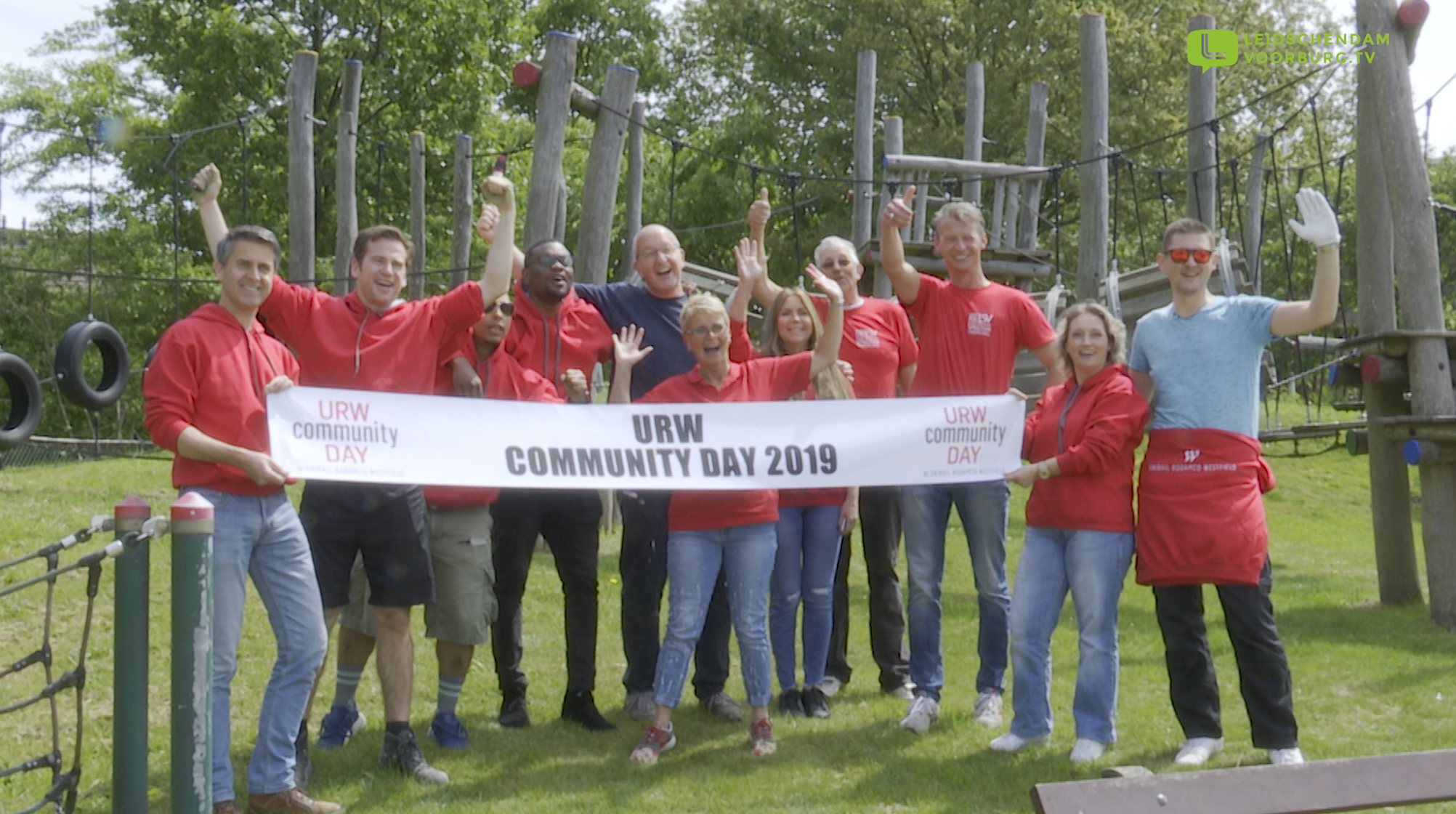 [VIDEO] Vrijwilligers klussen er op los