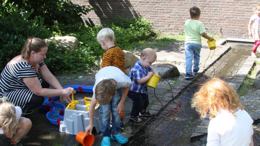 12 juni Buitenspeelfeest Speelotheek Harlekino