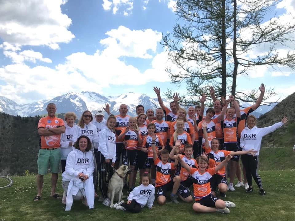 De Klimmende Règâhs halen 85.000 euro op voor Alpe d’HuZes en NFVN